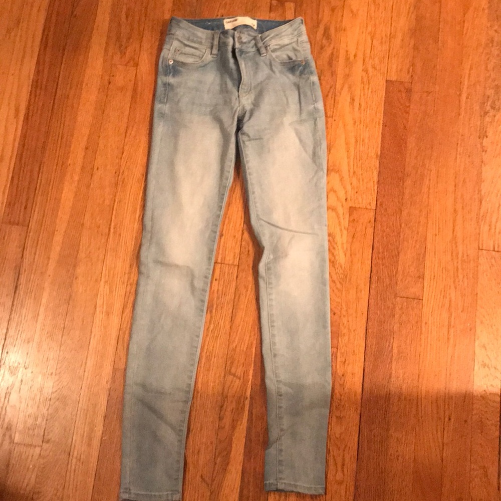 Light wash jeans